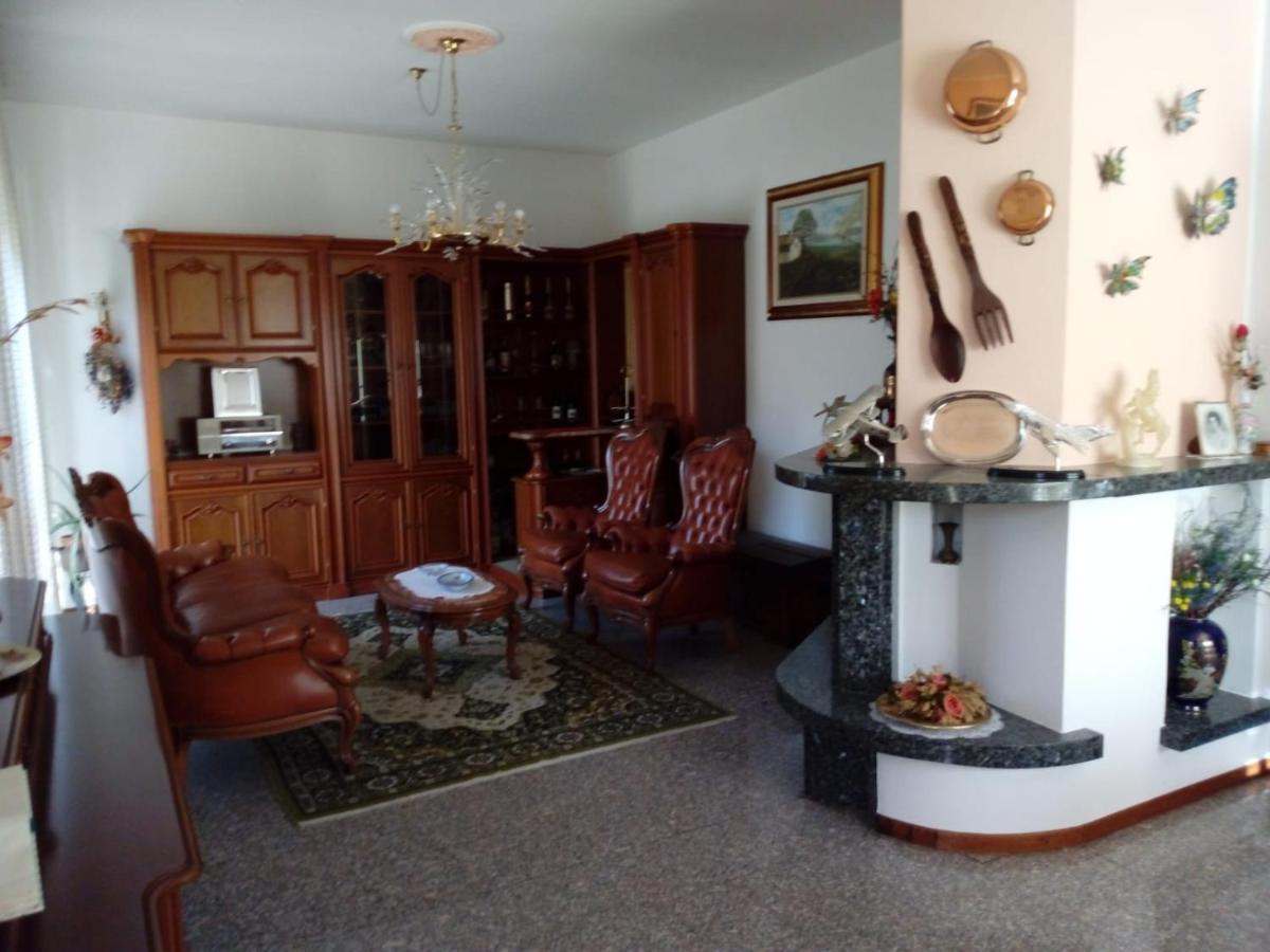 Da Terry Bed & Breakfast Vergiate Exteriör bild