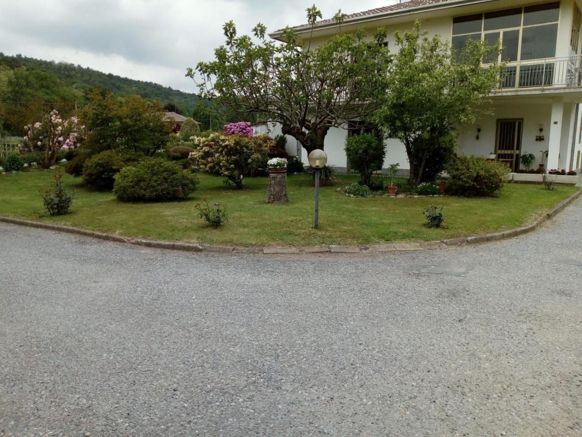 Da Terry Bed & Breakfast Vergiate Exteriör bild