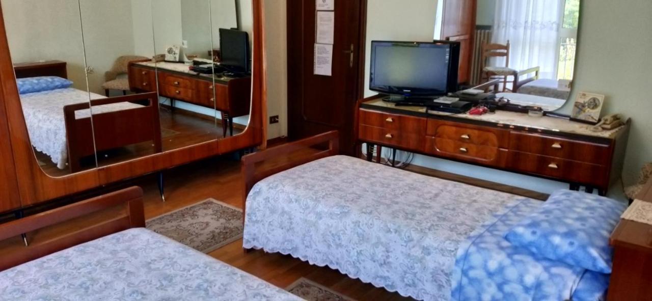 Da Terry Bed & Breakfast Vergiate Exteriör bild